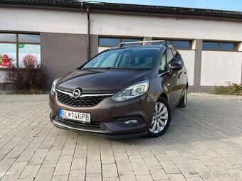 Opel Zafira Tourer 1.4 benzín + LPG