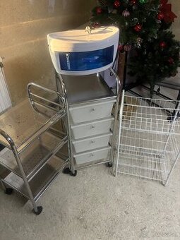 Kozmeticky vozik, sterilizator