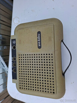 Predám starý gramofón Lider-205 chýba ihla