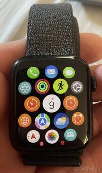 Predávam hodinky Apple Watch