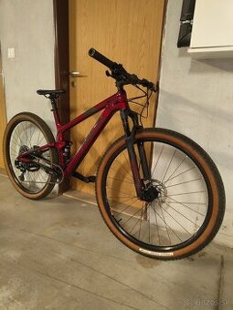 Karbónový Trek Top Fuel 9.7 (velk. L)