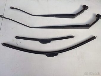 Mazda 5 (CR19, 2005-2010) Stierače predné komplet ramienka