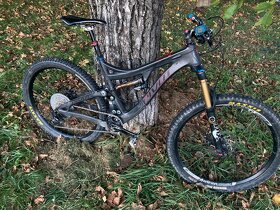 Predam enduro Pivot Mach 6 Carbon 2015