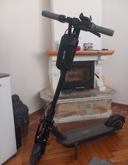 Ninebot max g30