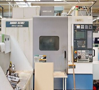 Centrum obrábacie - vertikálne - CNC  MORI SEIKI mv-40E