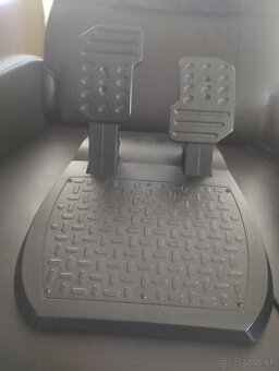 Predám volant na xbox one s-x