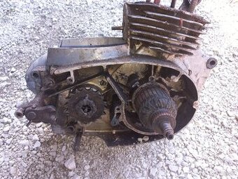 Jawa 250 353 motor na náhradné diely