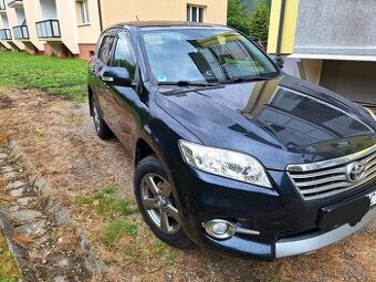 toyota Rav 4,2,2 4x4 diessel,110kw,manual