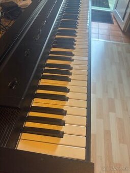 Digital piano Roland ep.7 ll