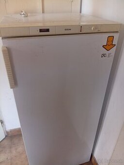 predám mrazničku stojatú ako chladnička