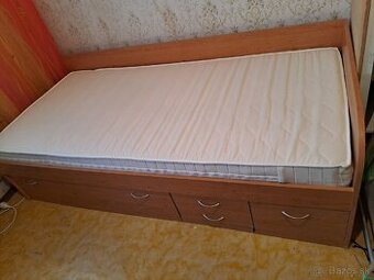 Predam postel s matracom