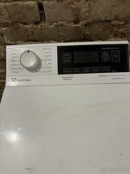 Super akcia Predám 4 veci za 35€ - 1