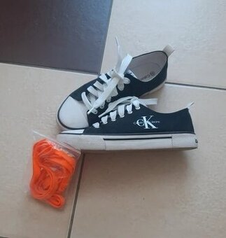 Calvin Klein tenisky, plátenky