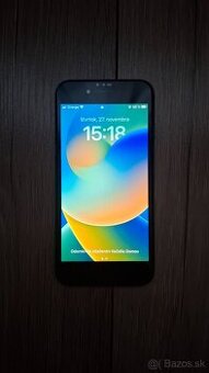 Iphone 8 64 GB Top Stav