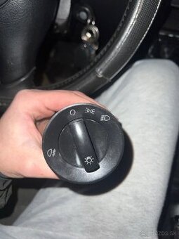 Ovládač svetiel golf 4