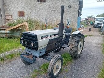 Traktor Satoh 26 HP