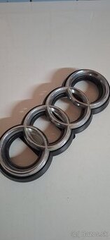 Znak Audi Original + držiak na aftermaket Grill