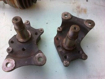 Renault Clio ph3  serie-racing  .zadní nábojky