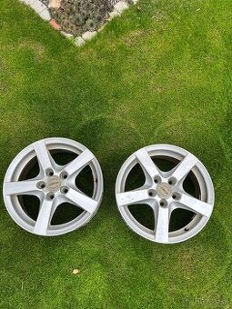 Elektróny Enzo Nissan R16