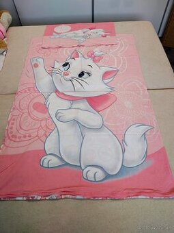 OBLIECKY NA PERINU A VANKUS