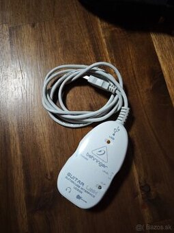 Behringer UCG 102 GUITAR LINK