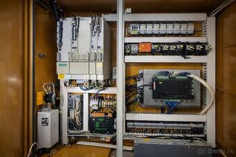 CNC freza TOS MC 100V