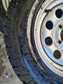 Predám sadu pneumatík na diskoch 205/70 R15