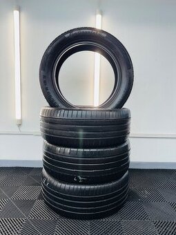 Continental 235/50R18