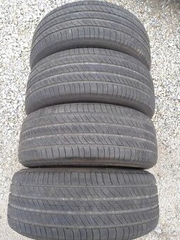 245/40 R 19 letné.