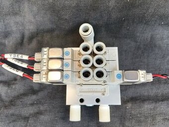 Pneumatický elektroventil SMC (ostrov)