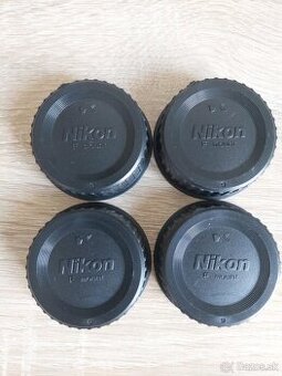 Zadná krytka objektívu Nikon G/ 4 ks