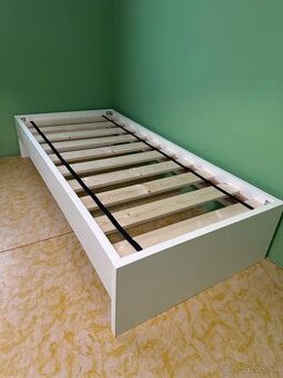 Predám jednolôžkovú posteľ 90x200cm BIELA PEVNA KVALITNA NEW