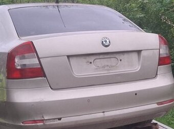 Ponúkam na predaj piate dvere na škoda octavia II