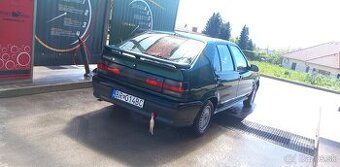 Renault 19