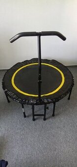 Trampolína