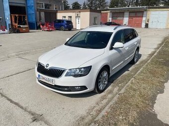 Skoda Superb 4x4 DSG Elegance 12/2013 - 1