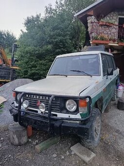 Mitsubishi pajero 2.5