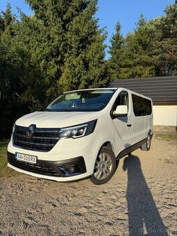 Požičovňa 8 miestne auto Renault Trafic L2h1 prenájom LONG