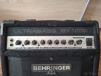 Bass kombo Behringer