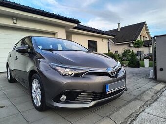 Toyota Auris, 1.6 benzín, 38 tis. KM, Nové kúp. na Slovensku