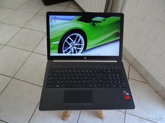 15.6" HP 15/AMD Ryzen 3/ 12GB RAM/ 512 SSD/ 2xGrafika...