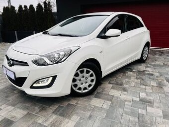 Hyundai i30 benzin