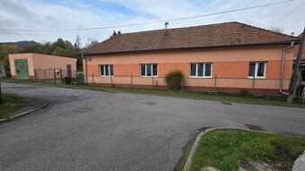 Predaj rodinný dom Handlová, pozemok 1481 m2