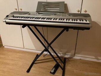 Predám klávesy CASIO-3300, stojan a pedál