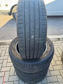 Letné pneumatiky 215/55 R17 Hankook 4ks