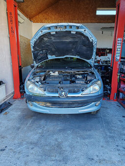 Rozpredam peugeot 206 2,0hdi 144850km ,lacno