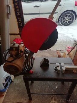 Kotúčová píla na kov