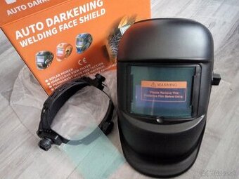 zvaracia maska kukla