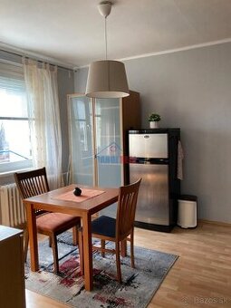 1-IZB zariadený byt v RUŽINOVE.