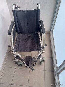 Invalidný vozík